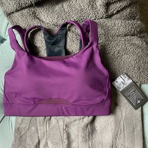 Oiselle Sisters Sports / Running Bra, New with Tags, size 34C